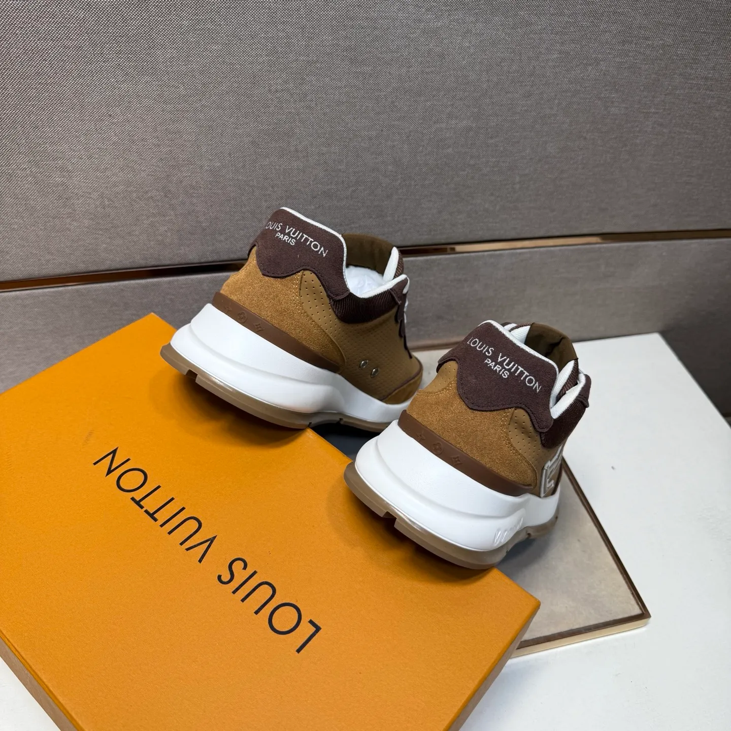 ⬛️Men's shoes 💰p442 [LV～] Men's casual shoes 2025z cabinet sales simultaneously 🔶Size: 38-44#️⃣ 🔷3 colors🔜The upper is made of multi-material splicing➕Mesh lining, comfortable and breathable, sole: original comfortable and wear-resistant outsole, ⚠️real thing📱photographed🎬real thing is better📢📢📢